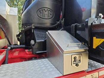 Scania R650 V8 8x4 / HMF 9520 + JIB + WINCH / 140.000 kg GCW